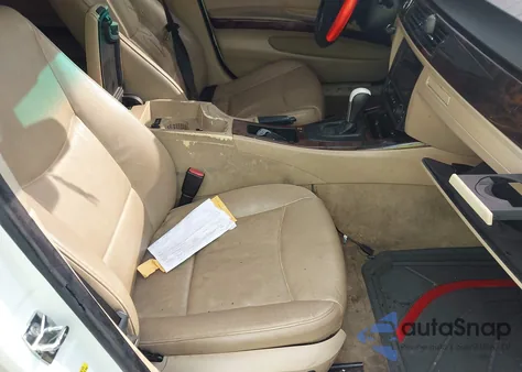 2006 BMW 325I z USA, uszkodzony, nr VIN WBAVB13516KX40423